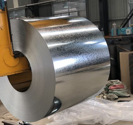 Z40 0,4 mm 1250 mm Große helle Spangel Hot Dip Galvanized Stahl GI Spulen für Rolltür und Boden Deck DX51D
