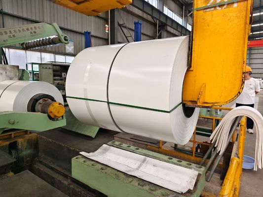 40 Jahre Garantie beschichtet RAL Farbe vorgefärbte Stahlspule für Z275 Galvanized AZ150 Galvalumed Basisplatte